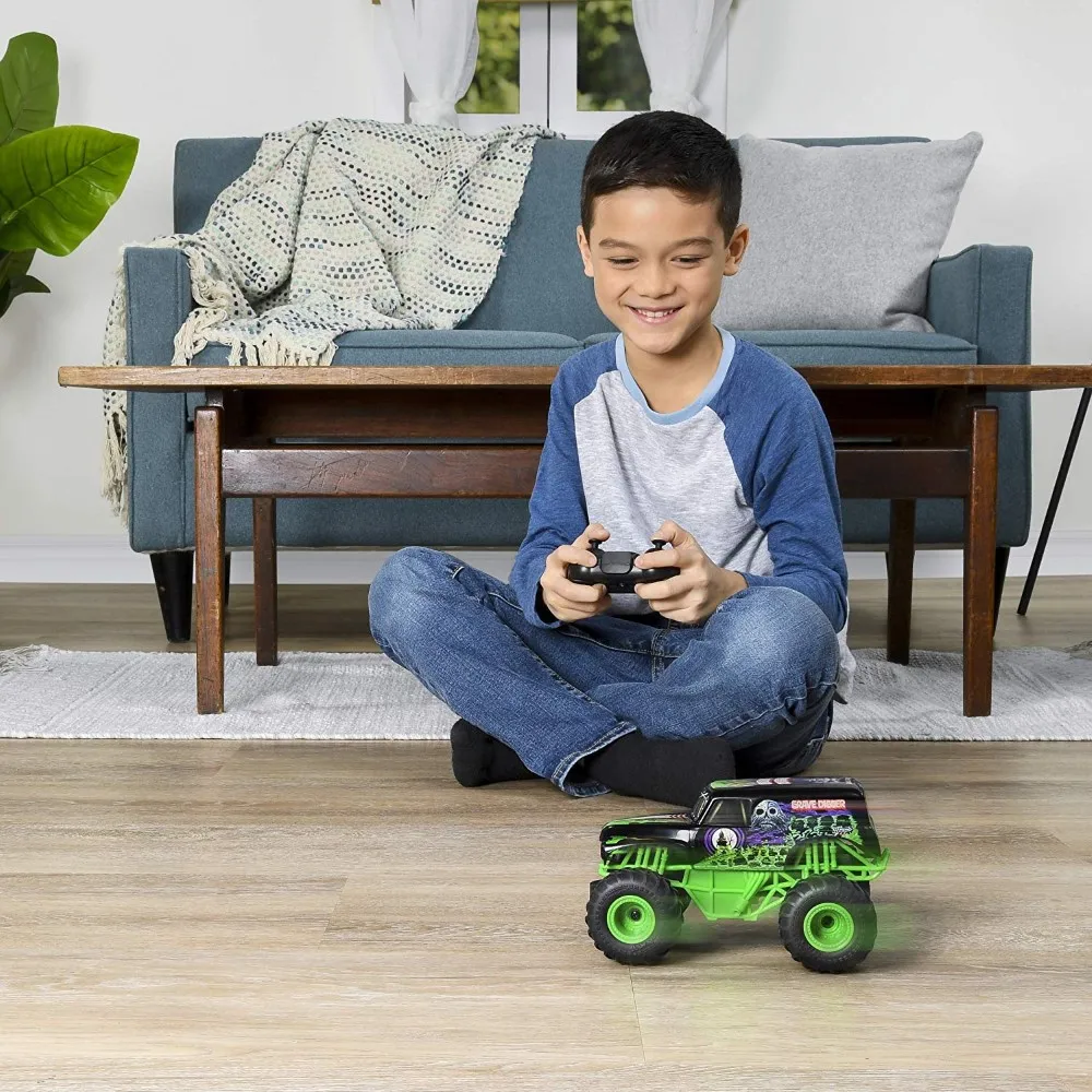 MONSTER JAM RC MASINUTA GROPARUL 1:24 - imagine 3