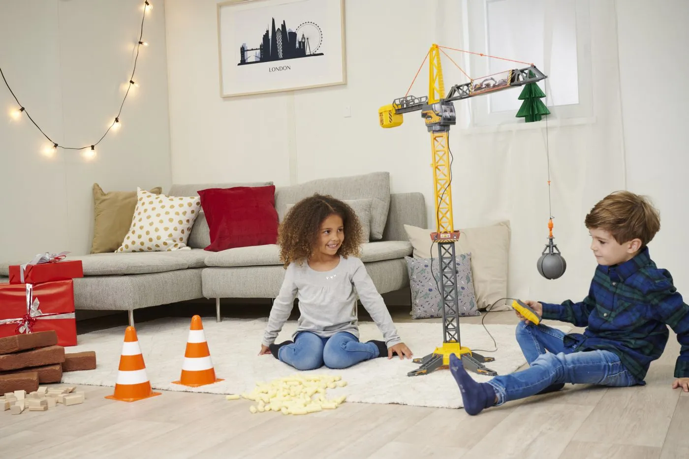 DICKIE MACARA MIGHTY CRANE 110CM ROTATIE 360 CU TELECOMANDA - imagine 3