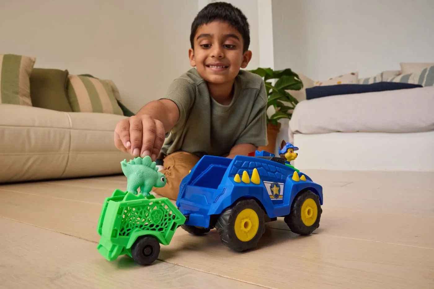 PATRULA CATELUSILOR FILMUL CU DINOZAURI SET VEHICUL DINO RC CU TELECOMANDA FIGURINA CHASE SI ACCESORII - imagine 4