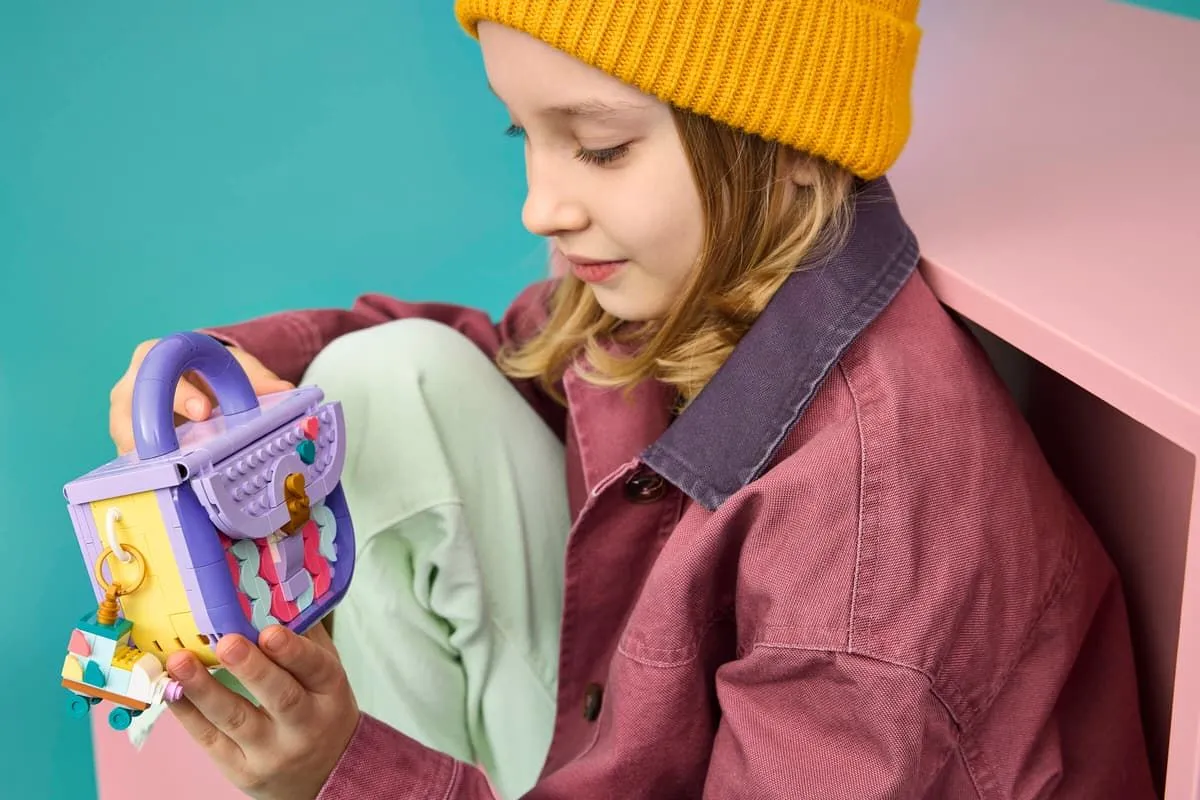 LEGO CREATOR GEANTA ARTISTICA SI MODERNA CU DEPOZITARE 31391 - imagine 4