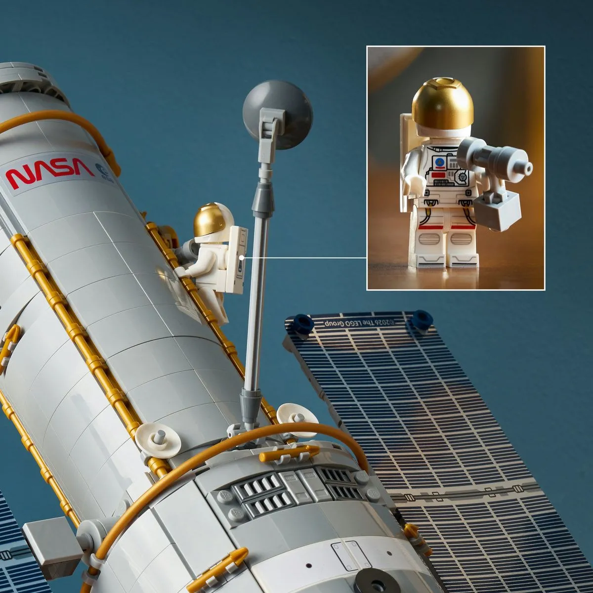 LEGO ICONS TELESCOPUL SPATIAL HUBBLE 11382 - imagine 5
