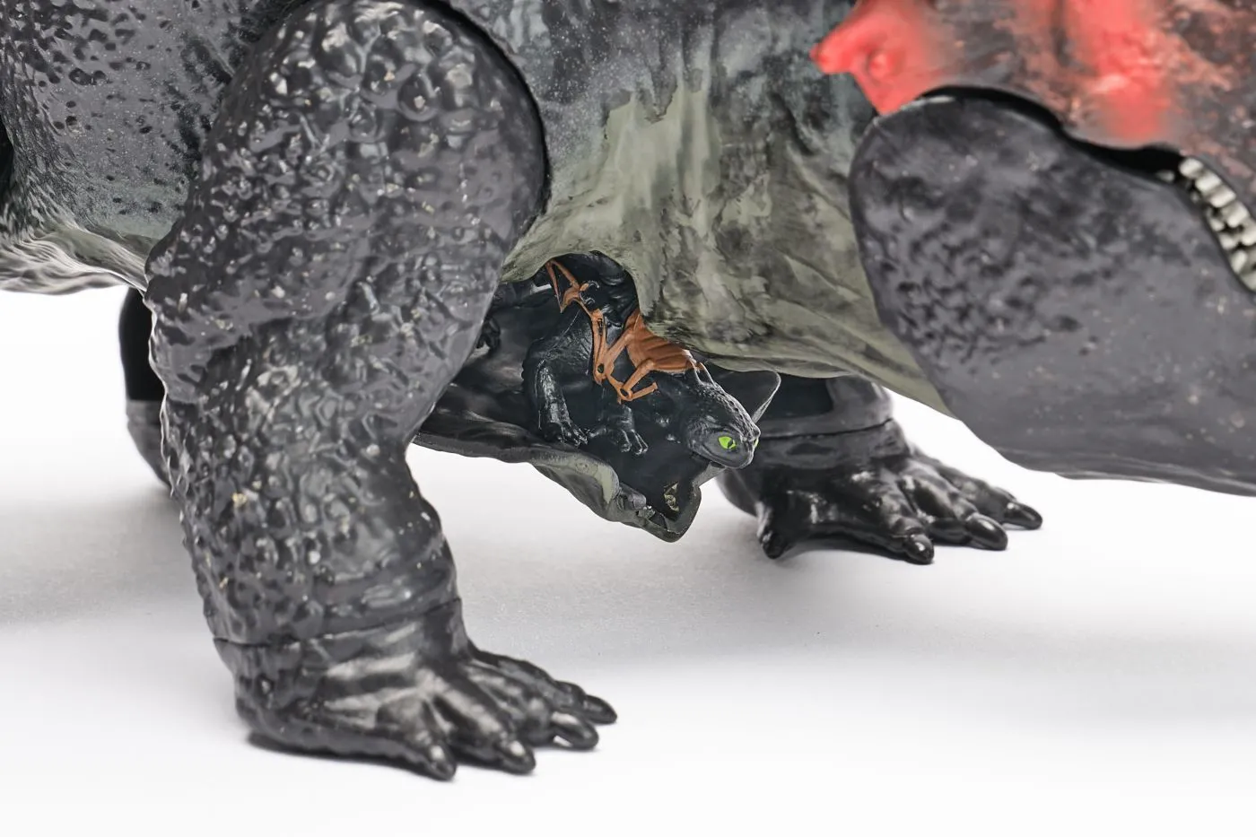 CUM SA ITI DRESEZI DRAGONUL DRAGONUL ROSU - imagine 6